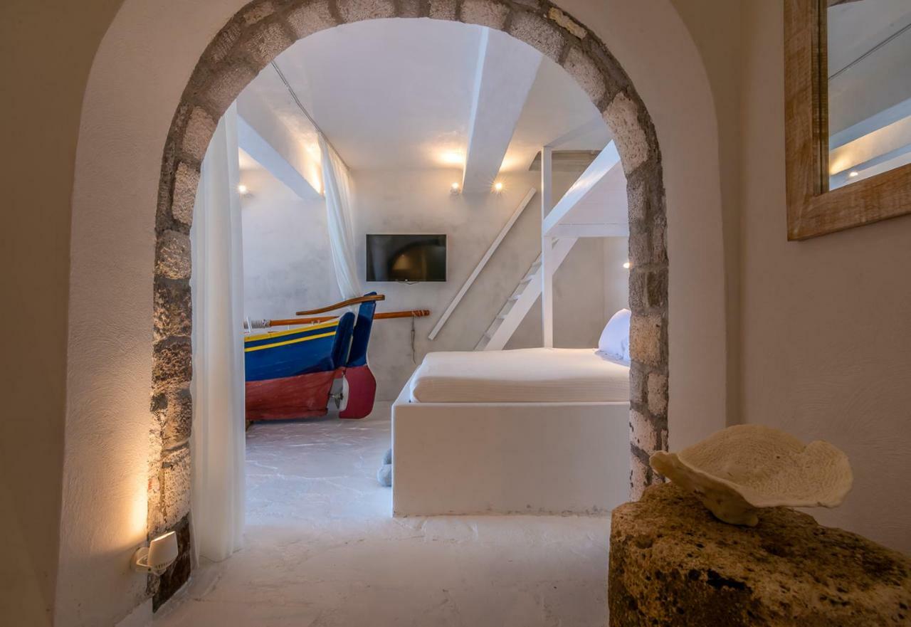 הוילה Klima  Neosikos Amazing Beach House In Milos Island מראה חיצוני תמונה